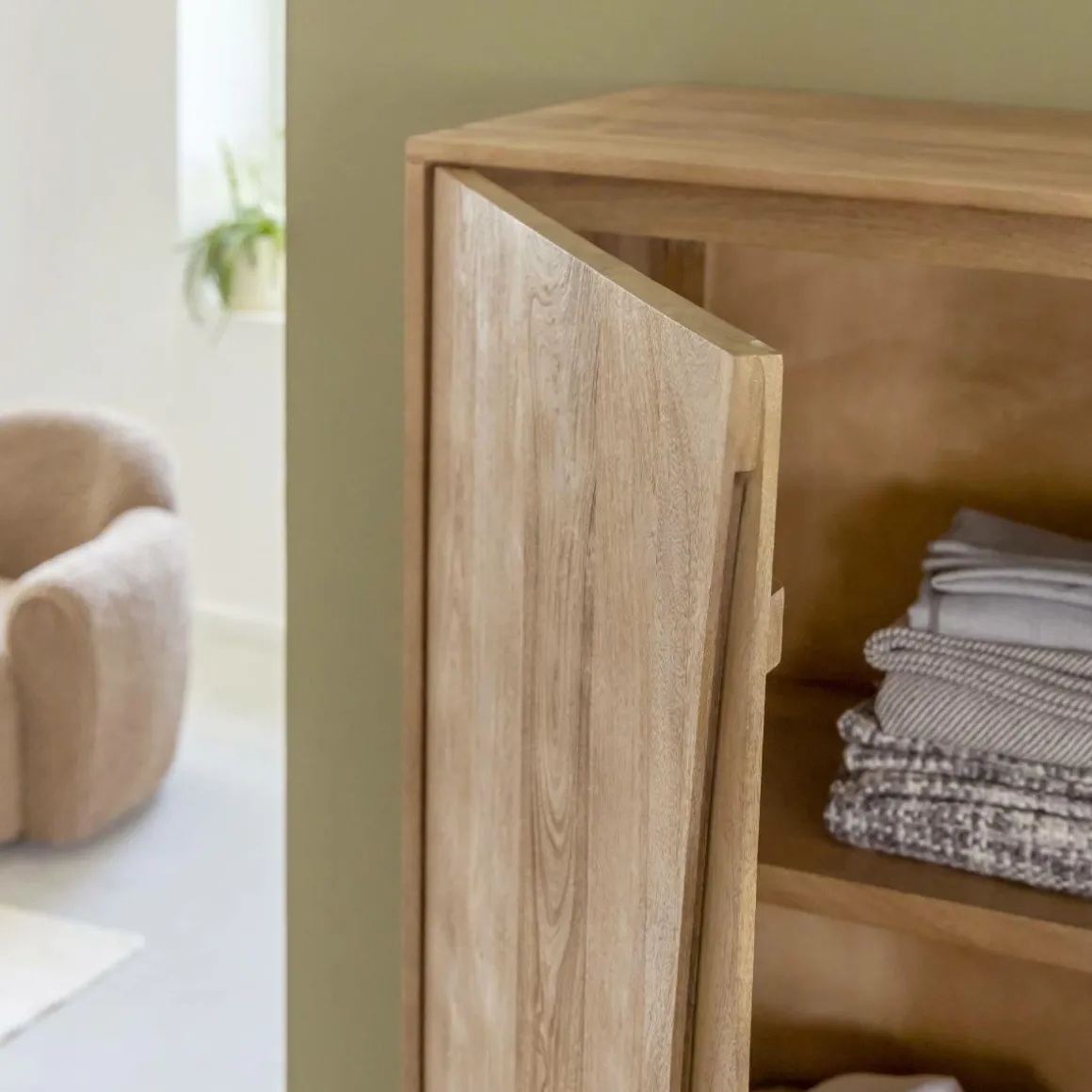 Armoire en bois de manguier Folia