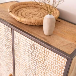 Armoire sculpté en bois de manguier et métal Luz