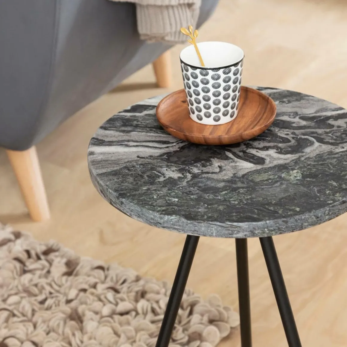 Bout de canapé en marbre gris Eva