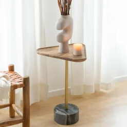 Bout de canapé triangle en marbre Maxime