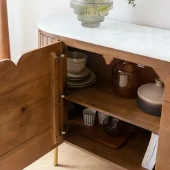 Buffet arrondi en bois de manguier et marbre Sienne