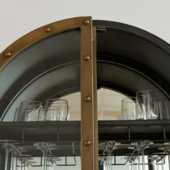 Buffet bar en métal noir et doré Janelle