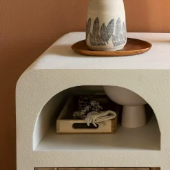 Buffet en bois d'acacia et bois effet béton Dalva