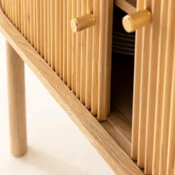 Buffet en bois de pin clair Colin