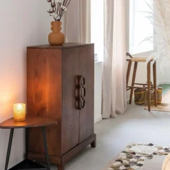 Buffet haut en bois d'acacia Quilla