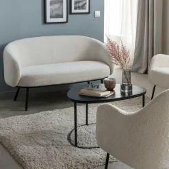 Canapé en tissu bouclette écru Filipa