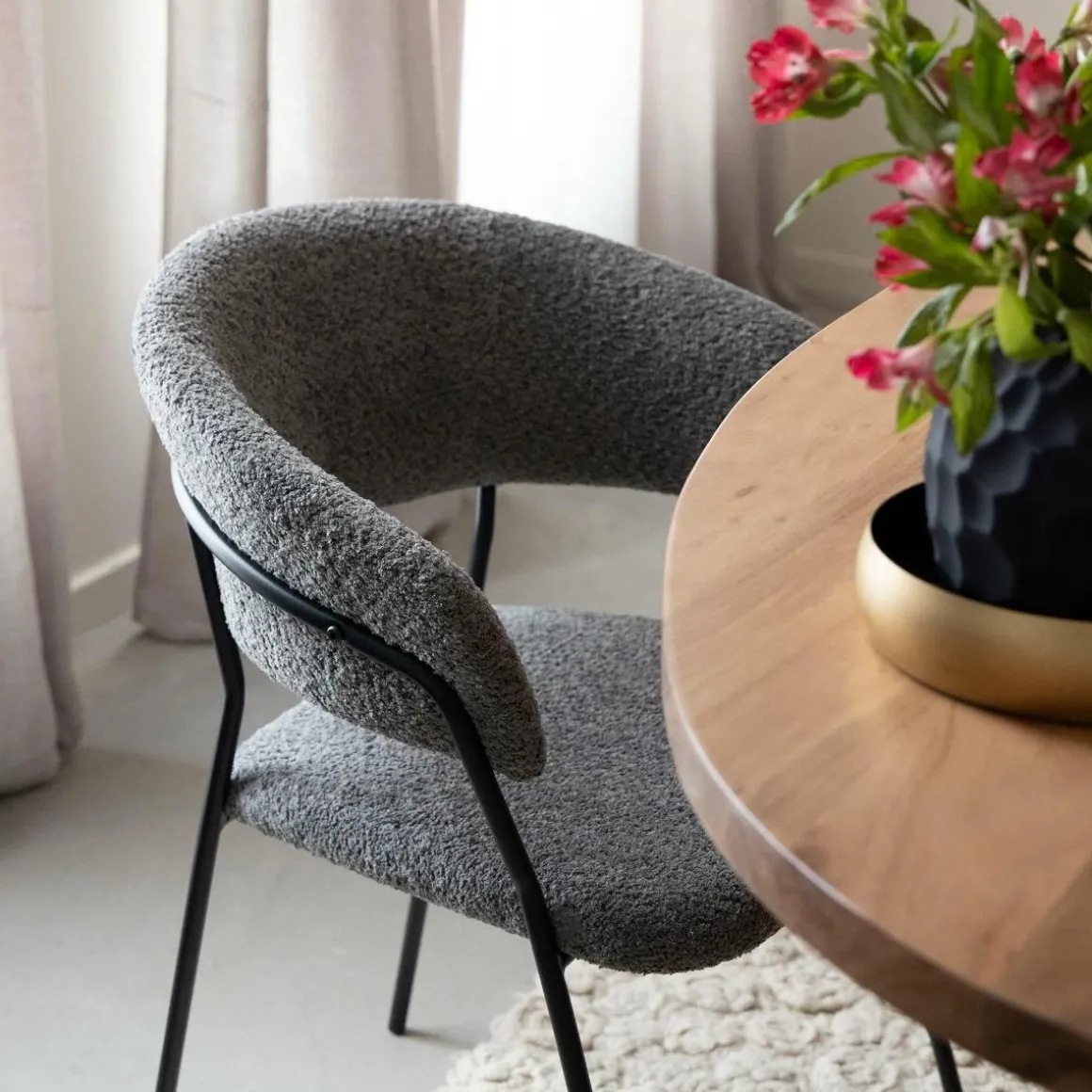 Chaise arrondie en tissu bouclette grise Kanoa (lot de 2)