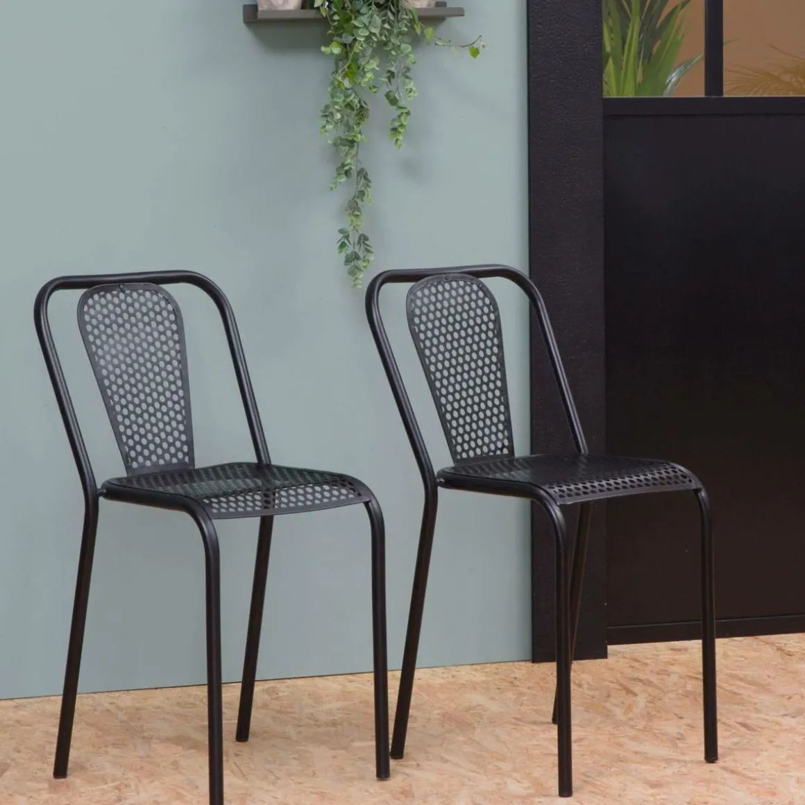 Chaise perforée en métal noir Julien (lot de 2)