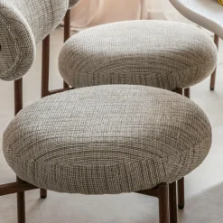 Chaise tissu écru chiné taupe pieds métal effet bois Janis (lot de 2)