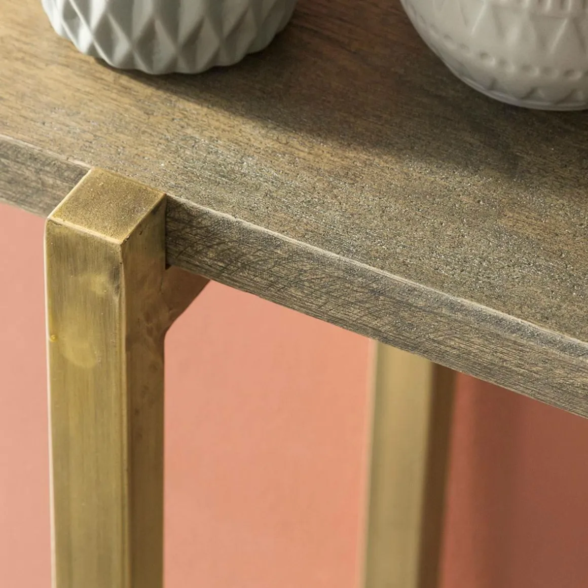 Console en manguier et métal doré Valérie