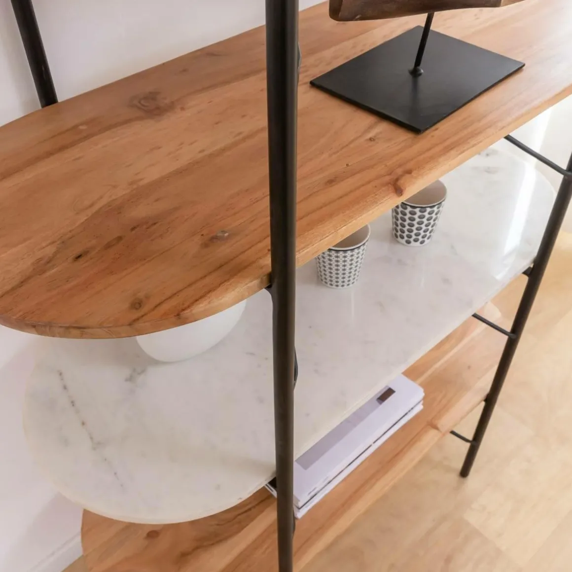 Etagère en bois d'acacia et marbre Scott