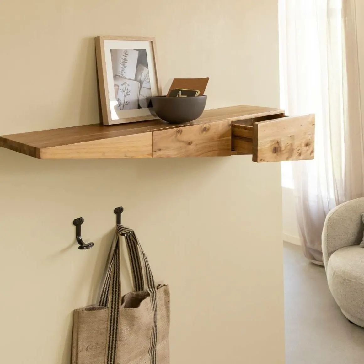 Etagère murale asymétrique en bois d'acacia Orane