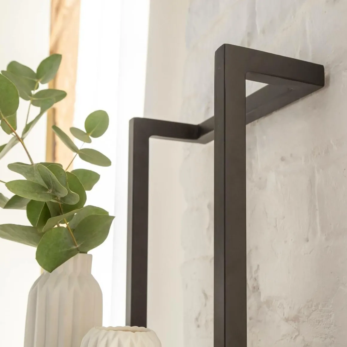 Etagère murale haute en bois de manguier Joie