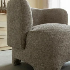 Fauteuil arrondi en tissu taupe Norton