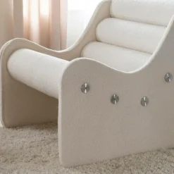Fauteuil des années 70 en tissu bouclette blanc Athéna