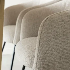 Fauteuil en tissu écru et pieds en métal Sandy