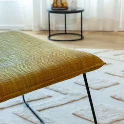 Fauteuil en tissu jaune et métal Isaure