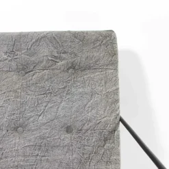 Fauteuil lounge en tissu bleu délavé armature métal