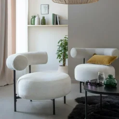 Fauteuil rond en tissu bouclette écru clair Maya
