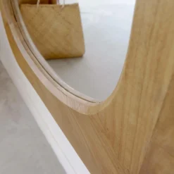 Grand miroir organique en bois de manguier Marley