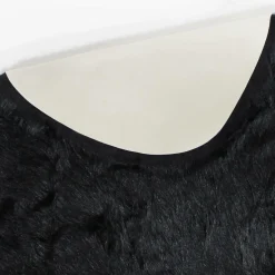 Jeté en fausse fourrure noire