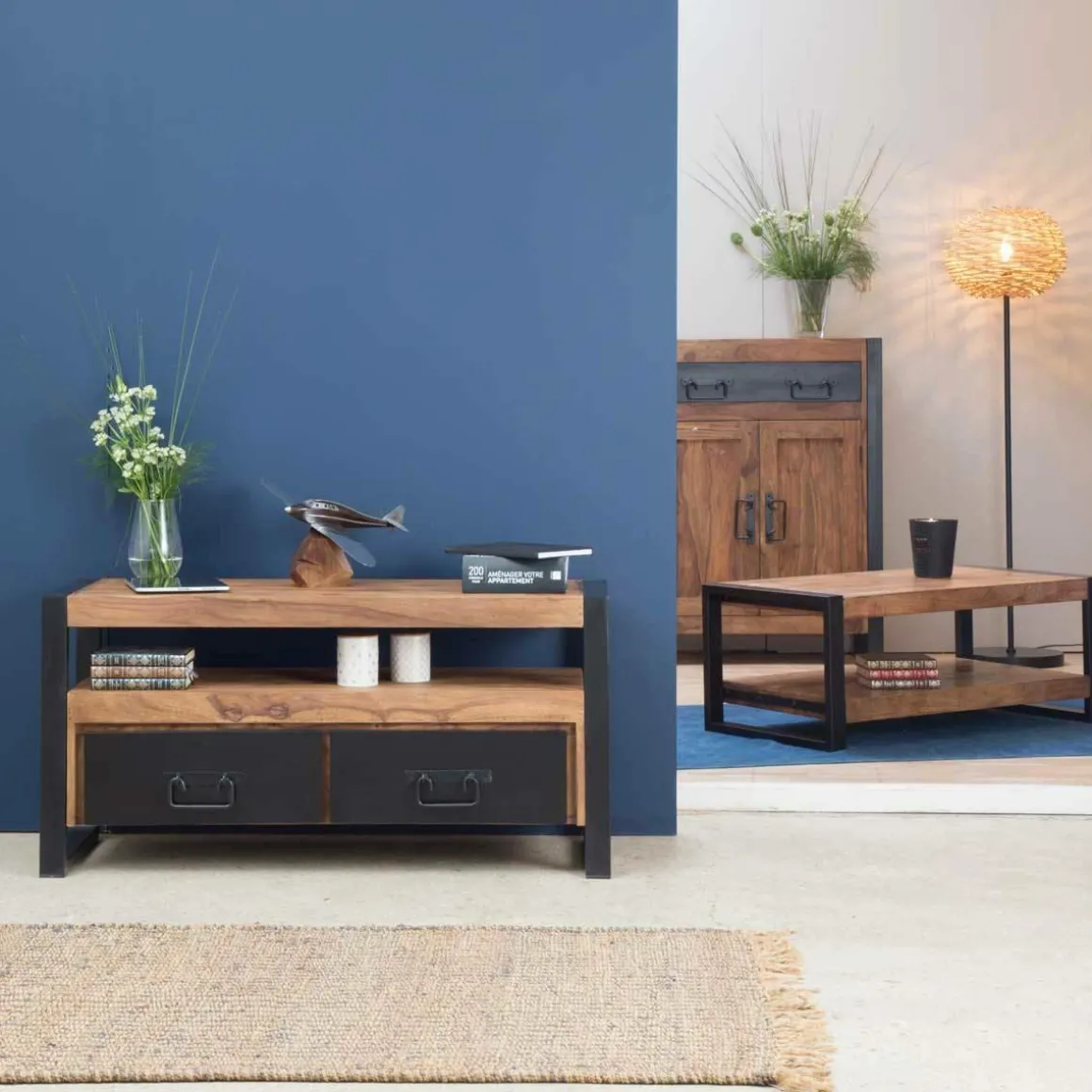 Lampe sur pied en métal et osier Erika