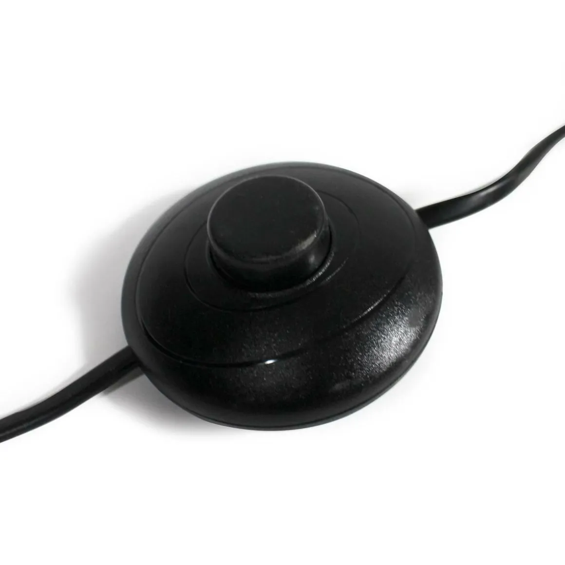 Lampe sur pied en métal et osier Erika