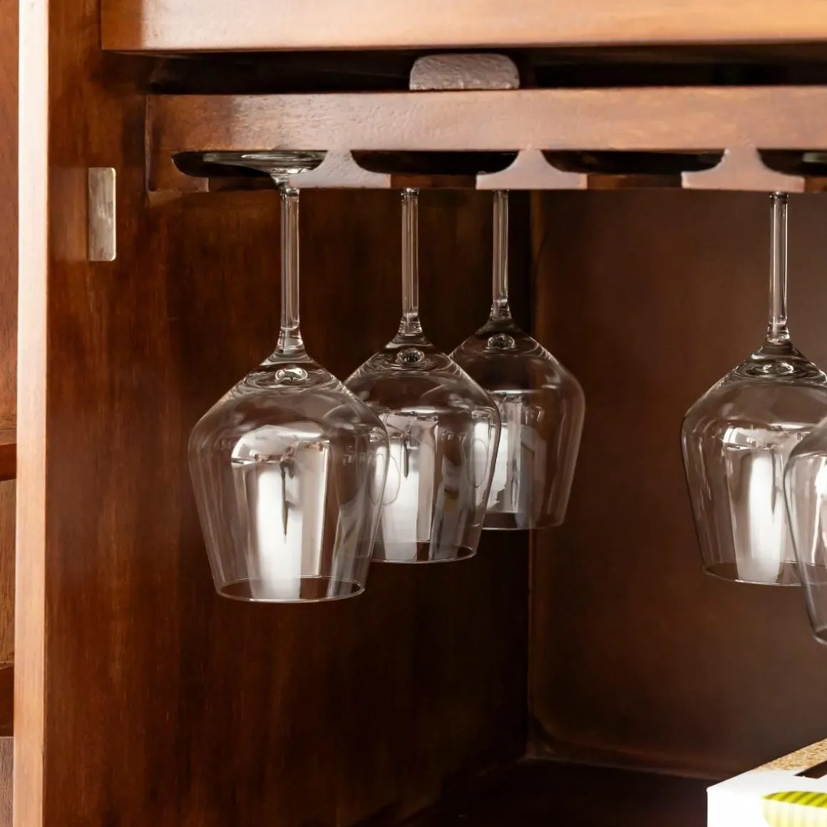 Meuble bar en bois de manguier Elio