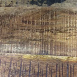 Meuble bar rouge avec plateau en bois de manguier Combi