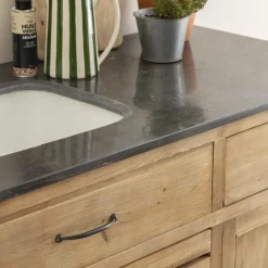 Meuble de cuisine en vieux pin et pierre bleue Champêtre