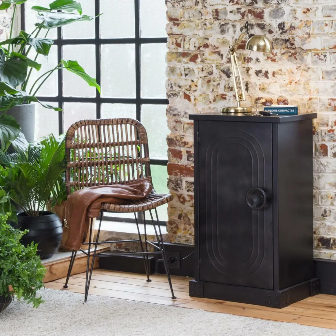 Meuble de rangement en métal Java