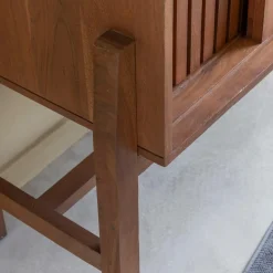 Meuble sous vasque en bois d'acacia et terrazzo Kaelis