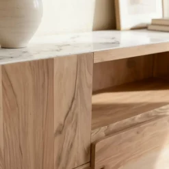 Meuble TV en bois d'acacia et marbre Tara