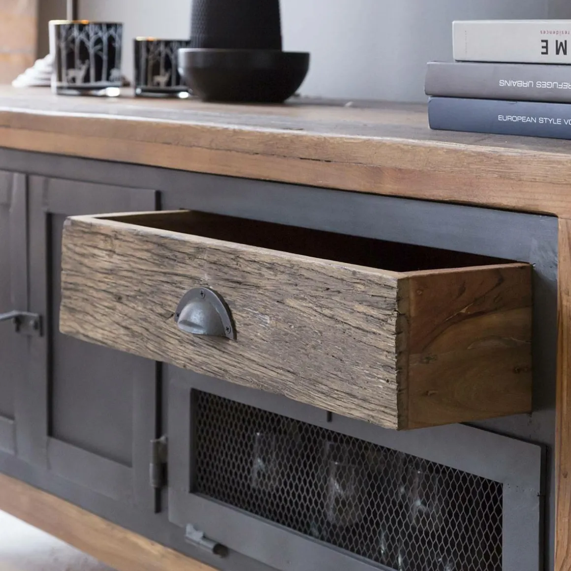 Meuble TV en bois recyclé et métal Hector