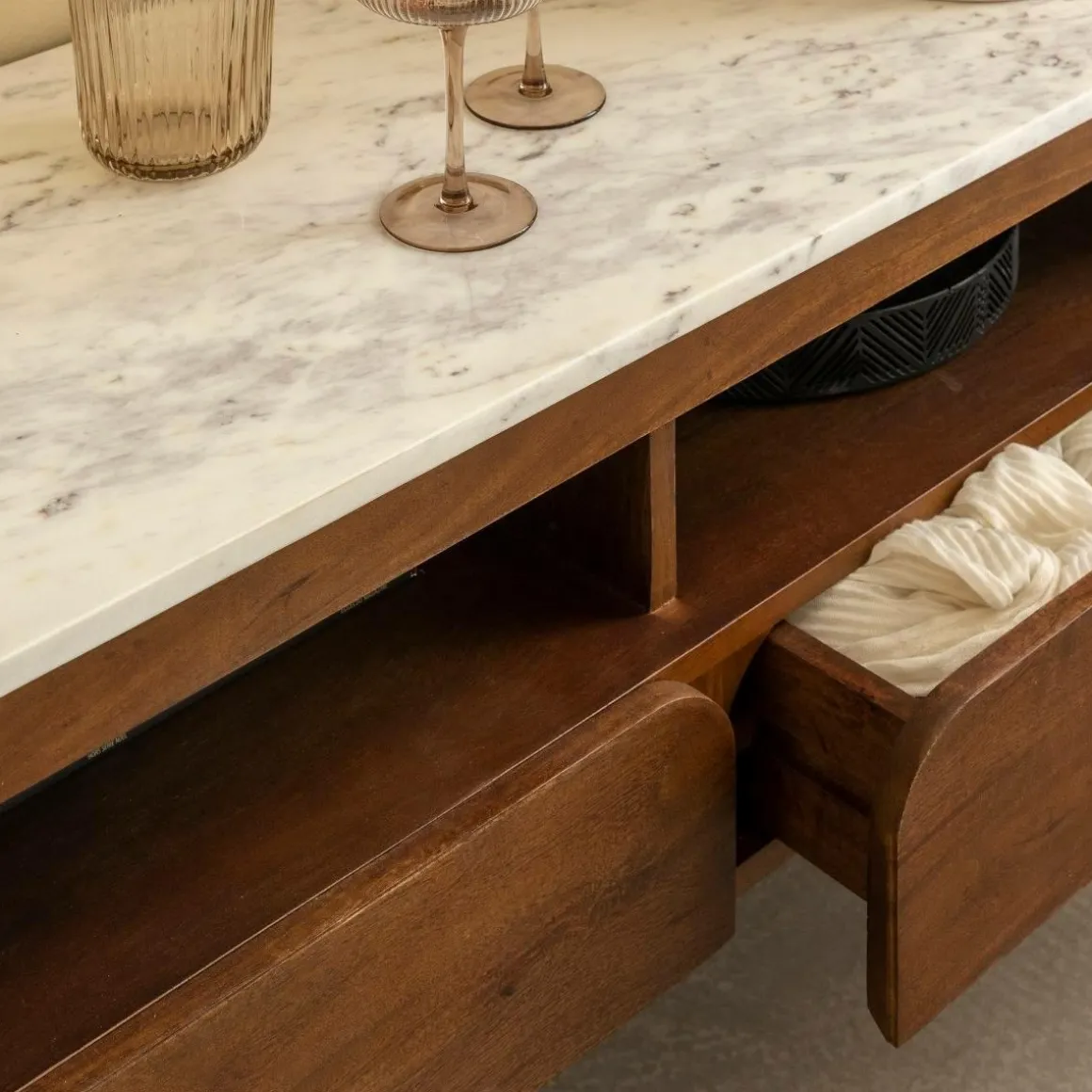 Meuble TV en marbre et bois de manguier Sienne