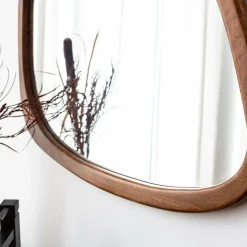 Miroir abstrait en bois de manguier foncé Marley