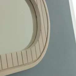 Miroir en bois de manguier Yoni