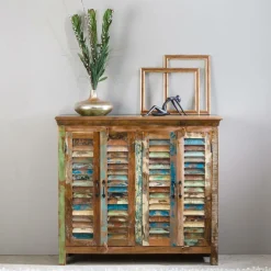 Petit buffet à  lattes en bois coloré Ethnik