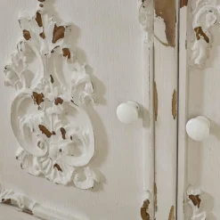 Petit buffet blanc en pin massif brossé Bastille