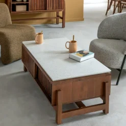Table basse en bois d'acacia et terrazzo Kaelis