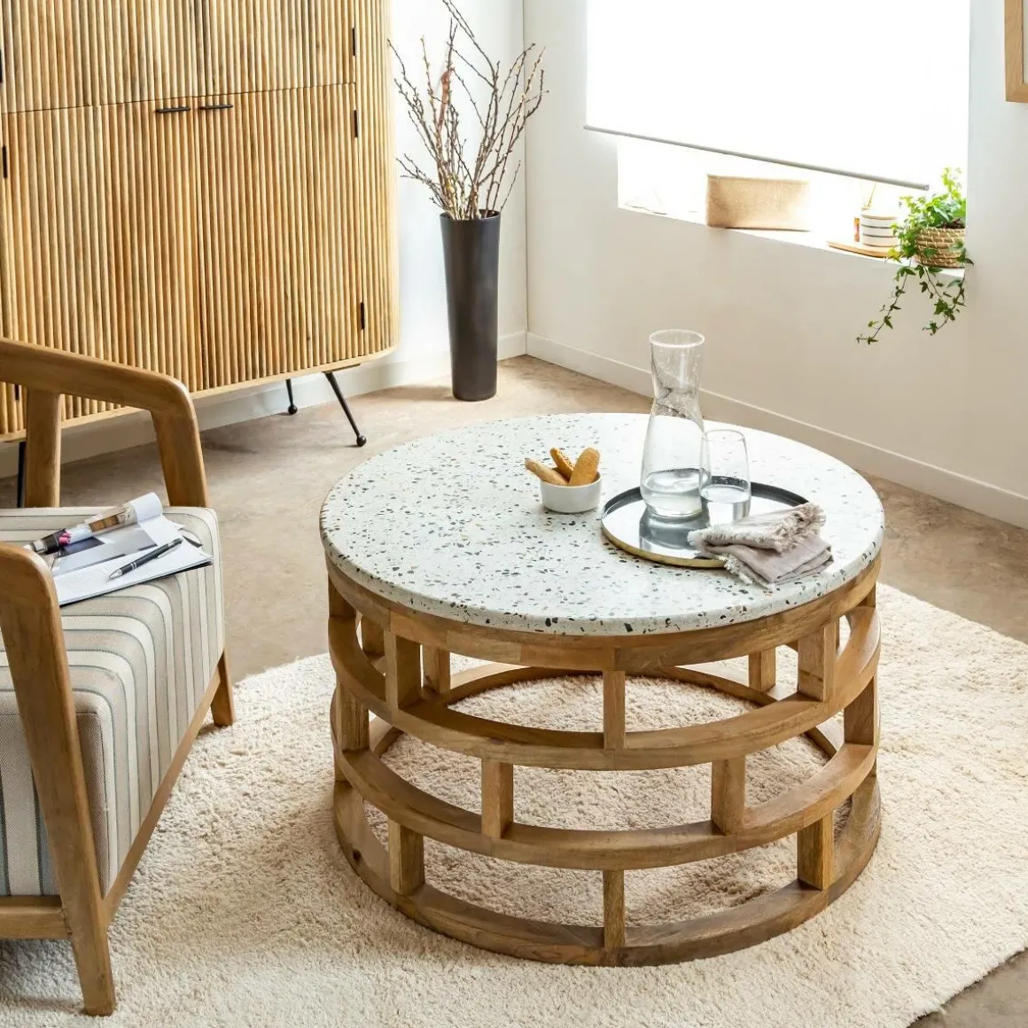 Table basse en bois de manguier et terrazzo Ambrine