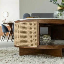 Table basse en bois de manguier, cannage et marbre Brook