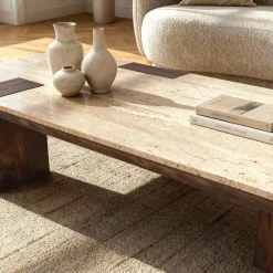 Table basse en bois de manguier et travertin Carola