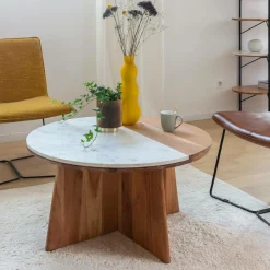 Table basse ronde en bois d'acacia et marbre Homère