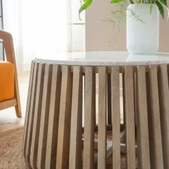 Table basse ronde en bois de manguier et marbre blanc Moana