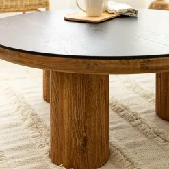 Table basse ronde en pin recyclé Constance