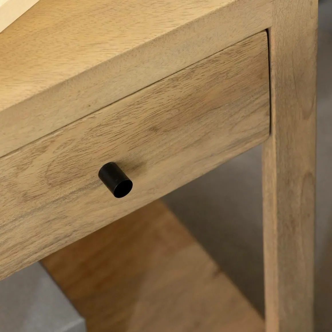 Table de chevet en bois de manguier Amara