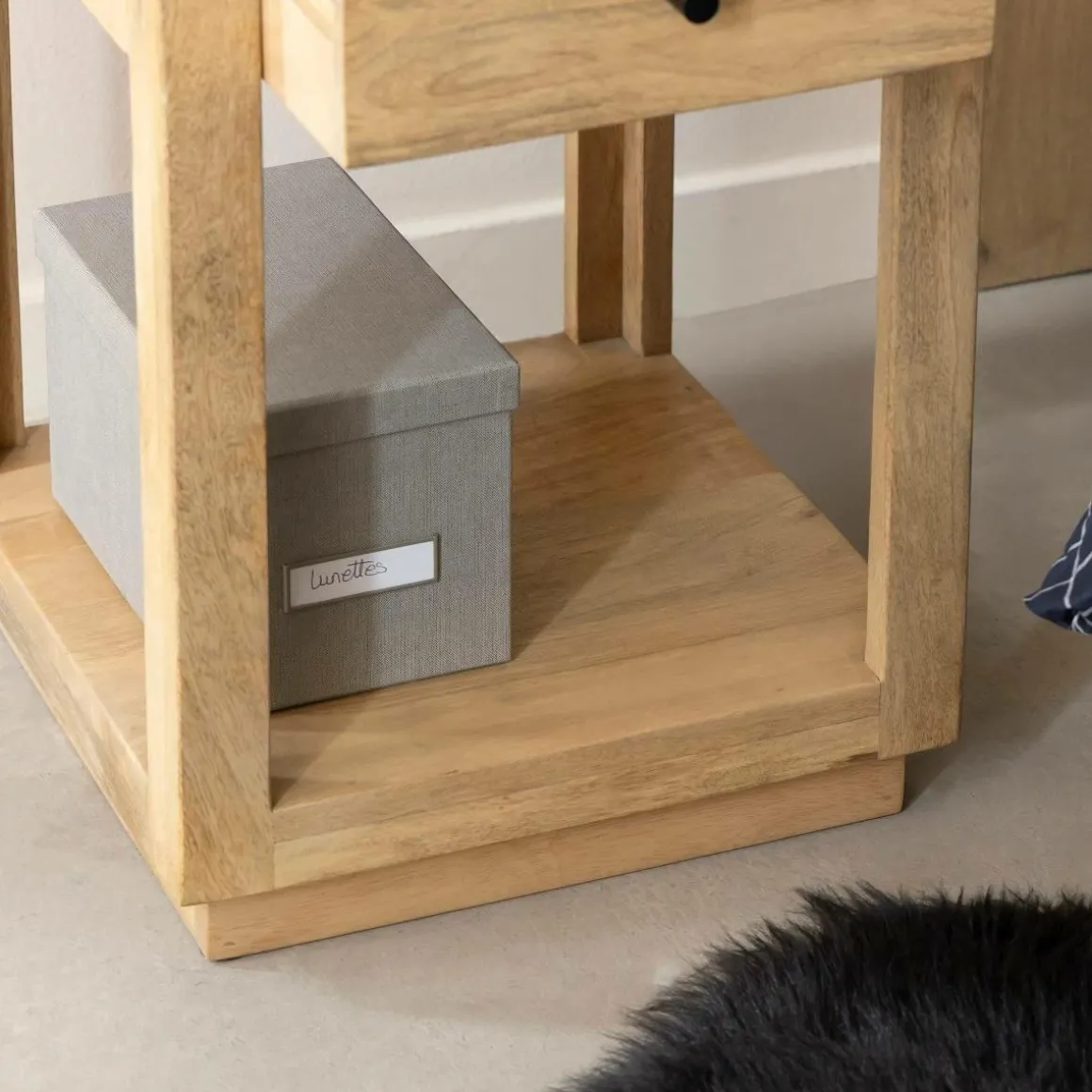 Table de chevet en bois de manguier Amara