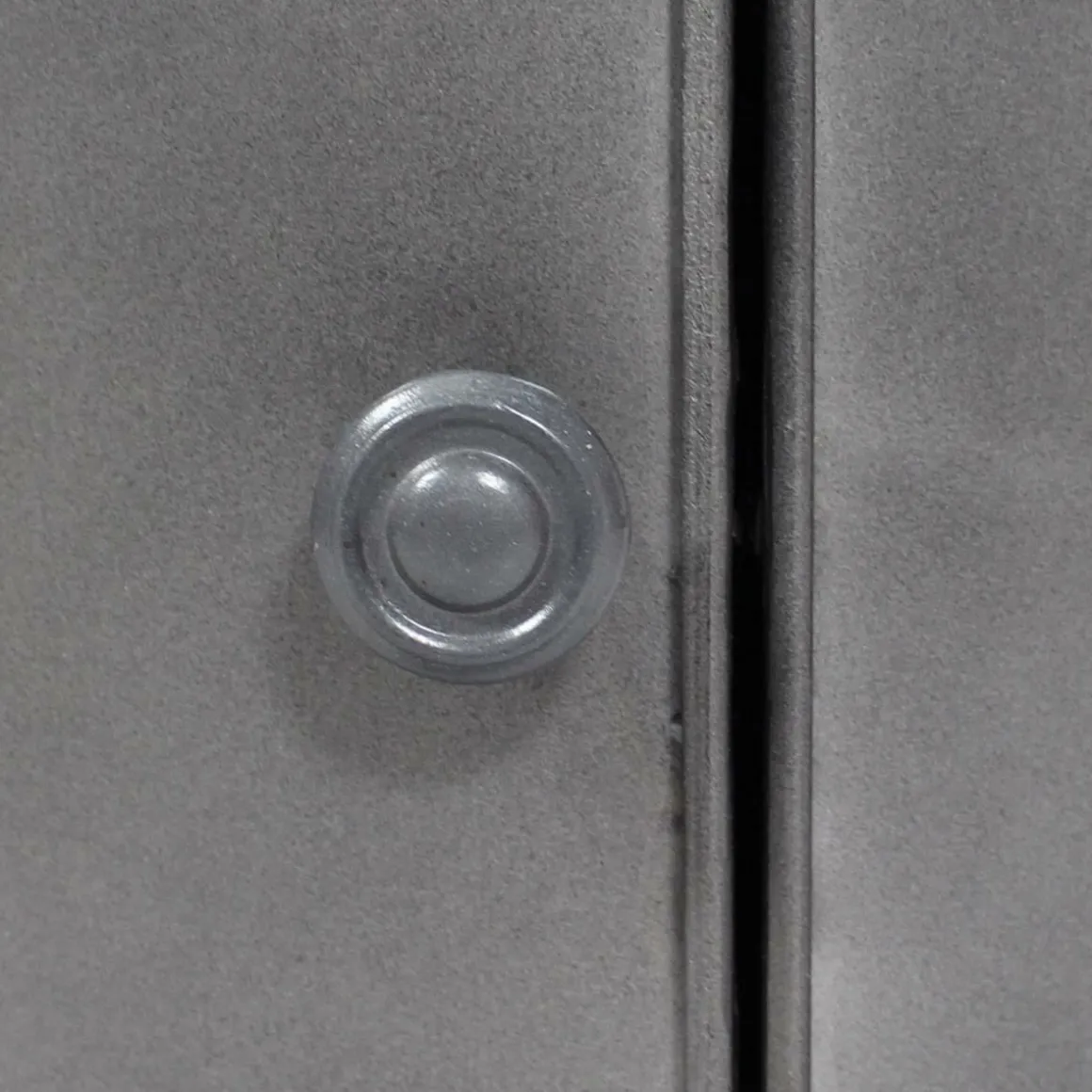 Table de chevet en métal gris Meryl