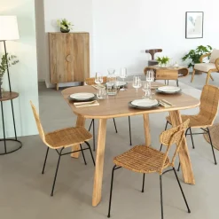 Table à manger en bois acacia Flora